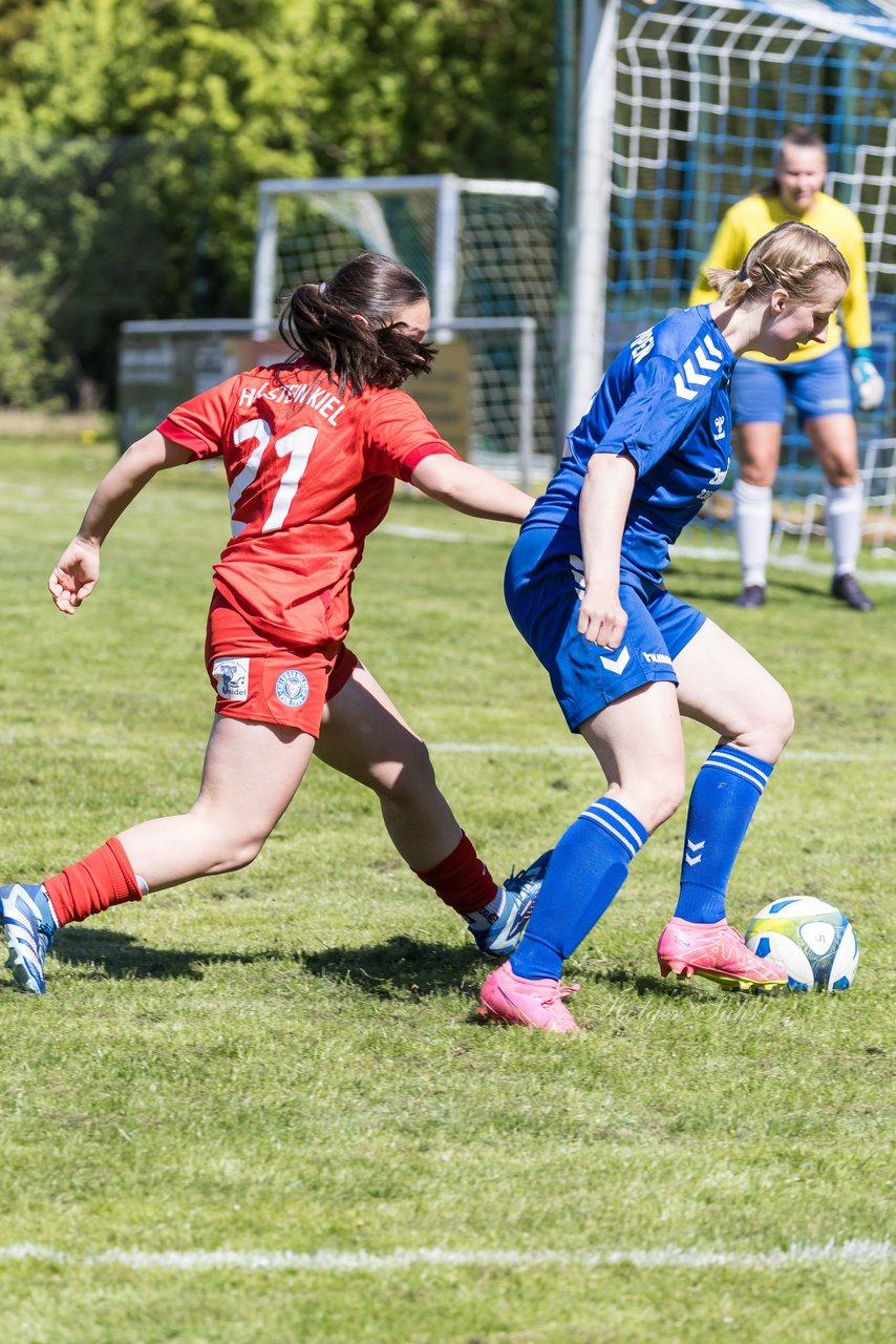 Bild 376 - F TSV Zarpen - Holstein Kiel II : Ergebnis: 2:6